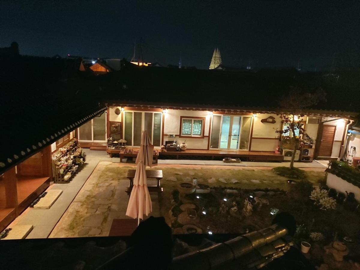 Hanok Raon Кьонджу Екстер'єр фото