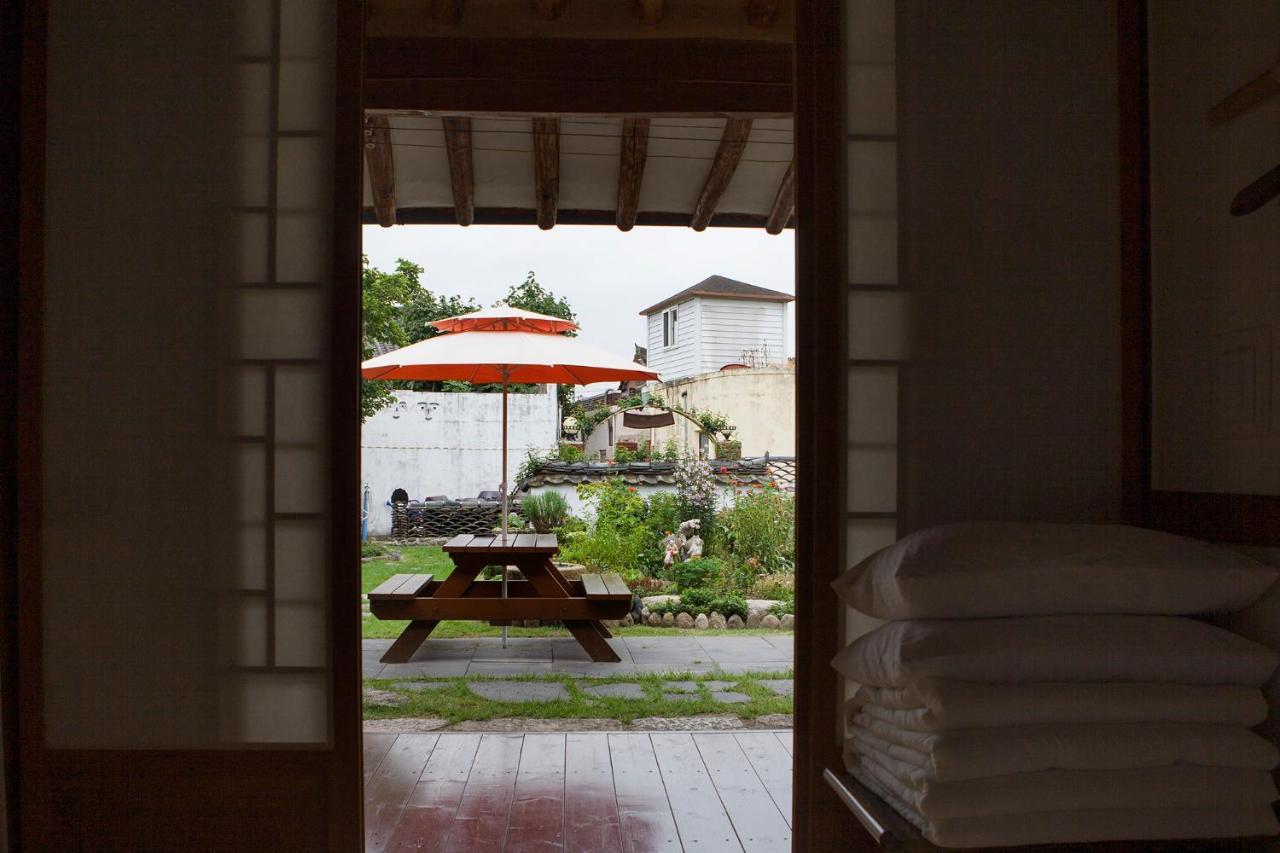 Hanok Raon Кьонджу Екстер'єр фото