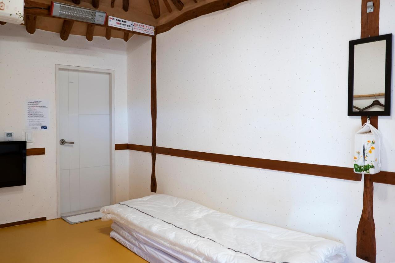 Hanok Raon Кьонджу Екстер'єр фото