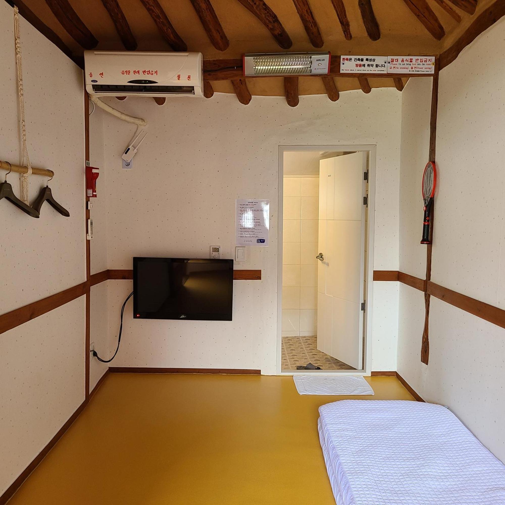 Hanok Raon Кьонджу Екстер'єр фото