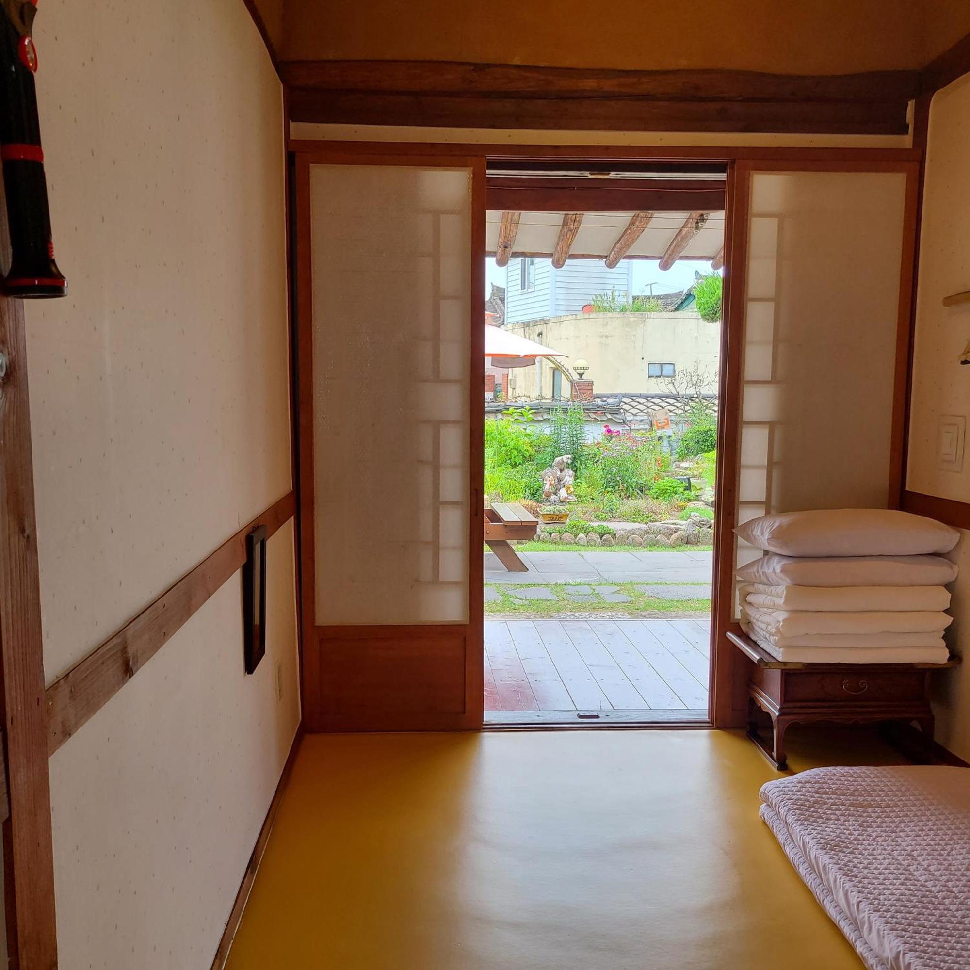 Hanok Raon Кьонджу Екстер'єр фото