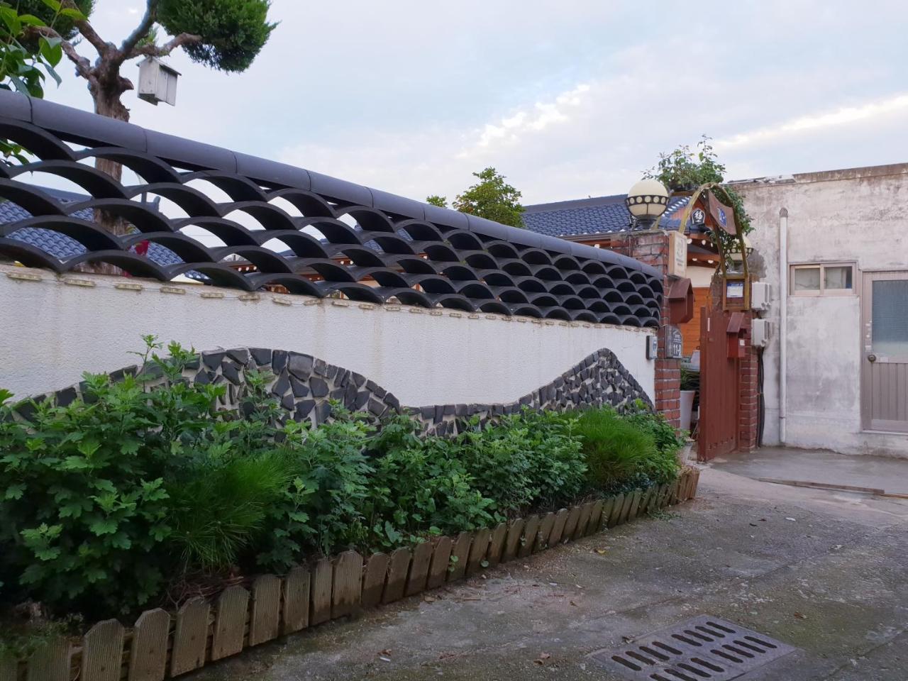 Hanok Raon Кьонджу Екстер'єр фото